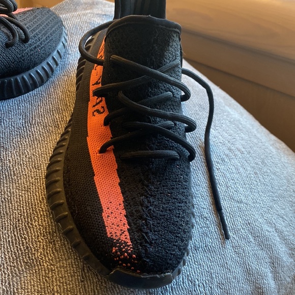 Yeezy Boost350 V2 - Picture 6 of 7